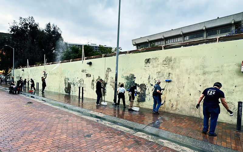 
Graffiti Removal volunteers in Little Tokyo, Los Angeles